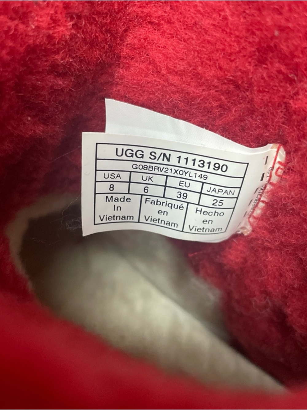UGG Red Plush Lined Boot Interior - Picture 2 of 6